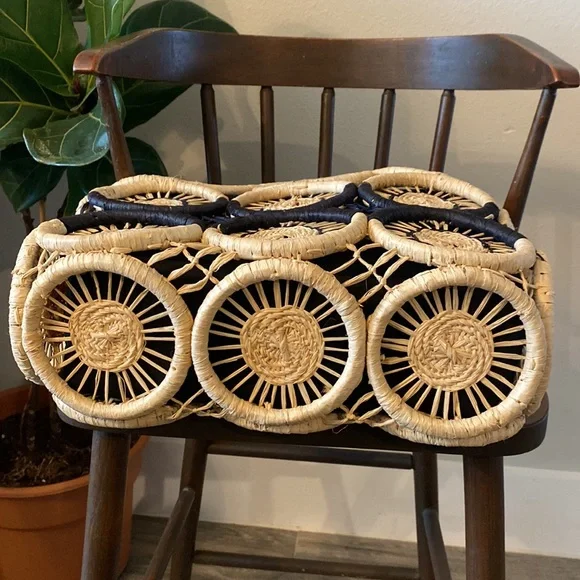 Tommy Bahama Women's Black Tan Medallion Straw Ring Handle Basket Tote Bag - Picture 4 of 11